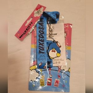 Tuxedo Sam lanyard and charm with cardholder Blind Bag opened